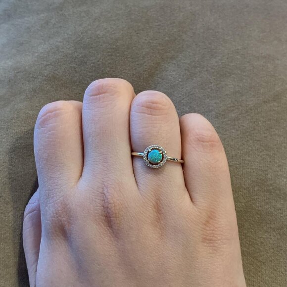 Neiman Marcus 14K Gold Plated Adjustable Halo Green Created Opal Ring - Picture 4 of 4